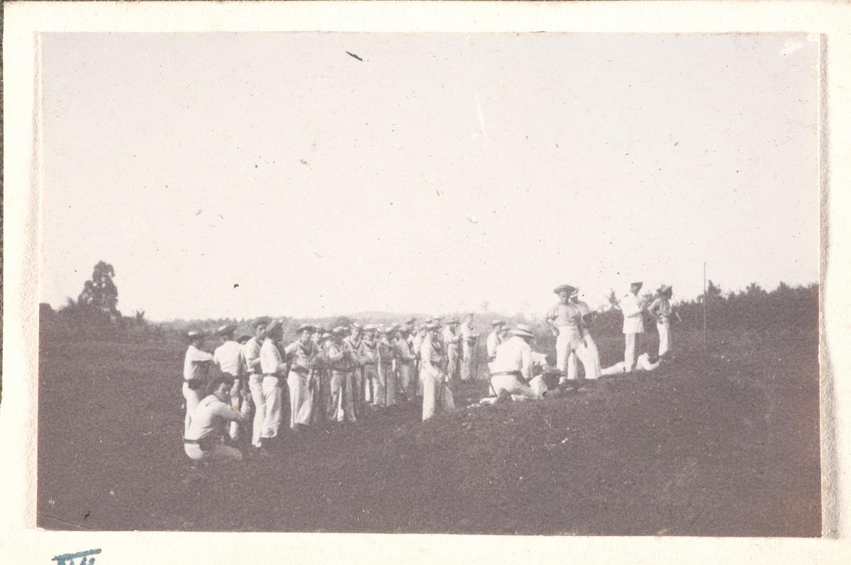 Soldiers of the 14th Battalion, King's Shropshire Light Infantry undergoing shooting practice at Tanglin Barrack - 1915